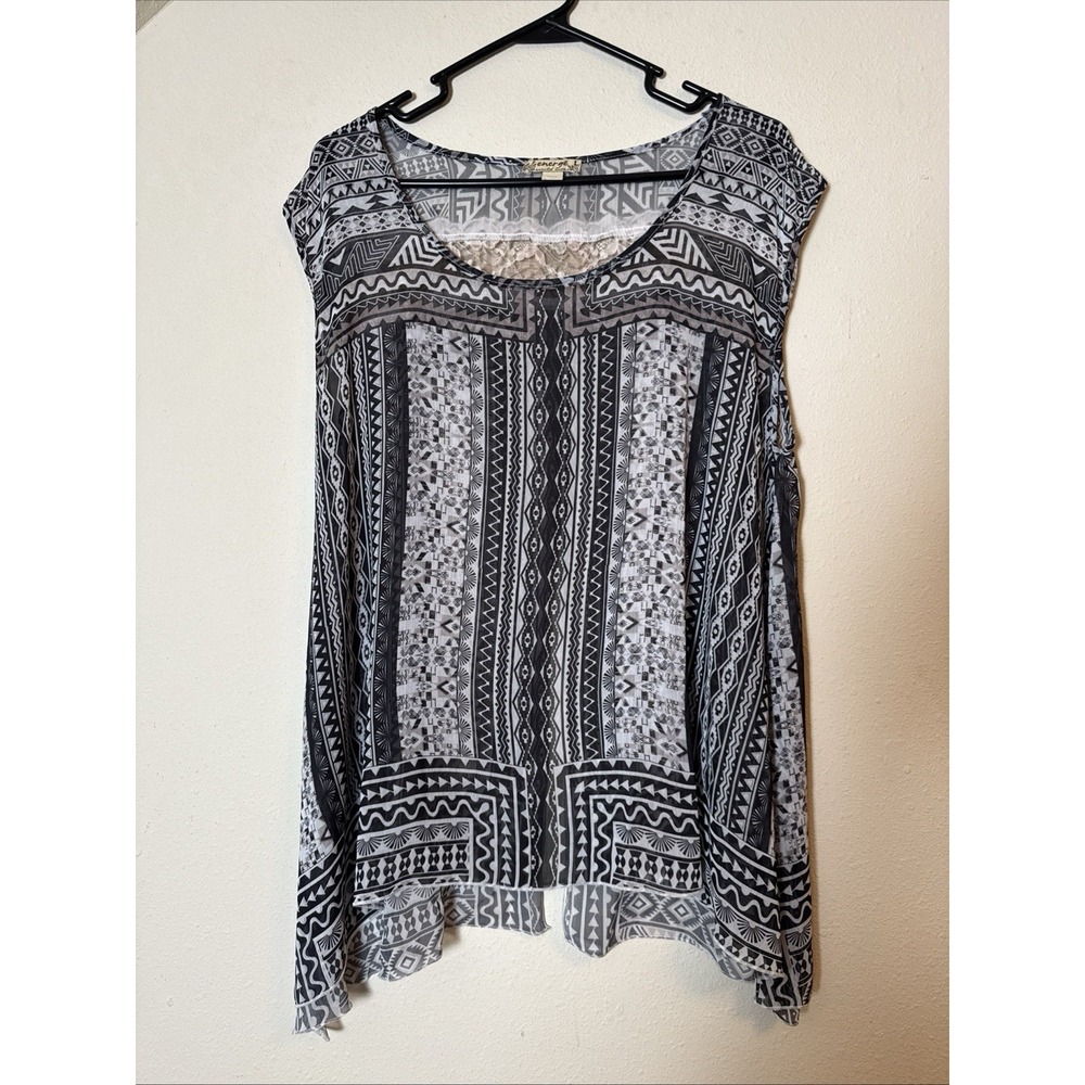 Energie World Wear Black White Sheer Tribal Tunic Top Size L Asymmetrical Hem